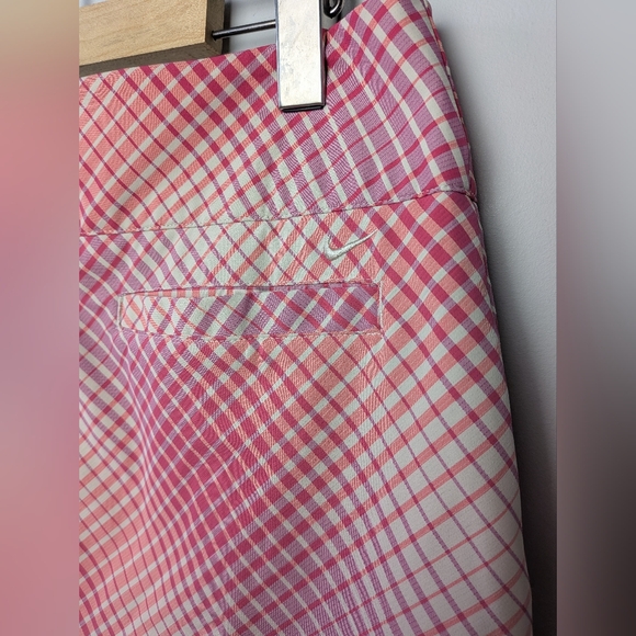 NIKE Golf Dry Fit Mini Short Skirt Size 8 Pink And Beige Pockets Side Zipper - Picture 5 of 10